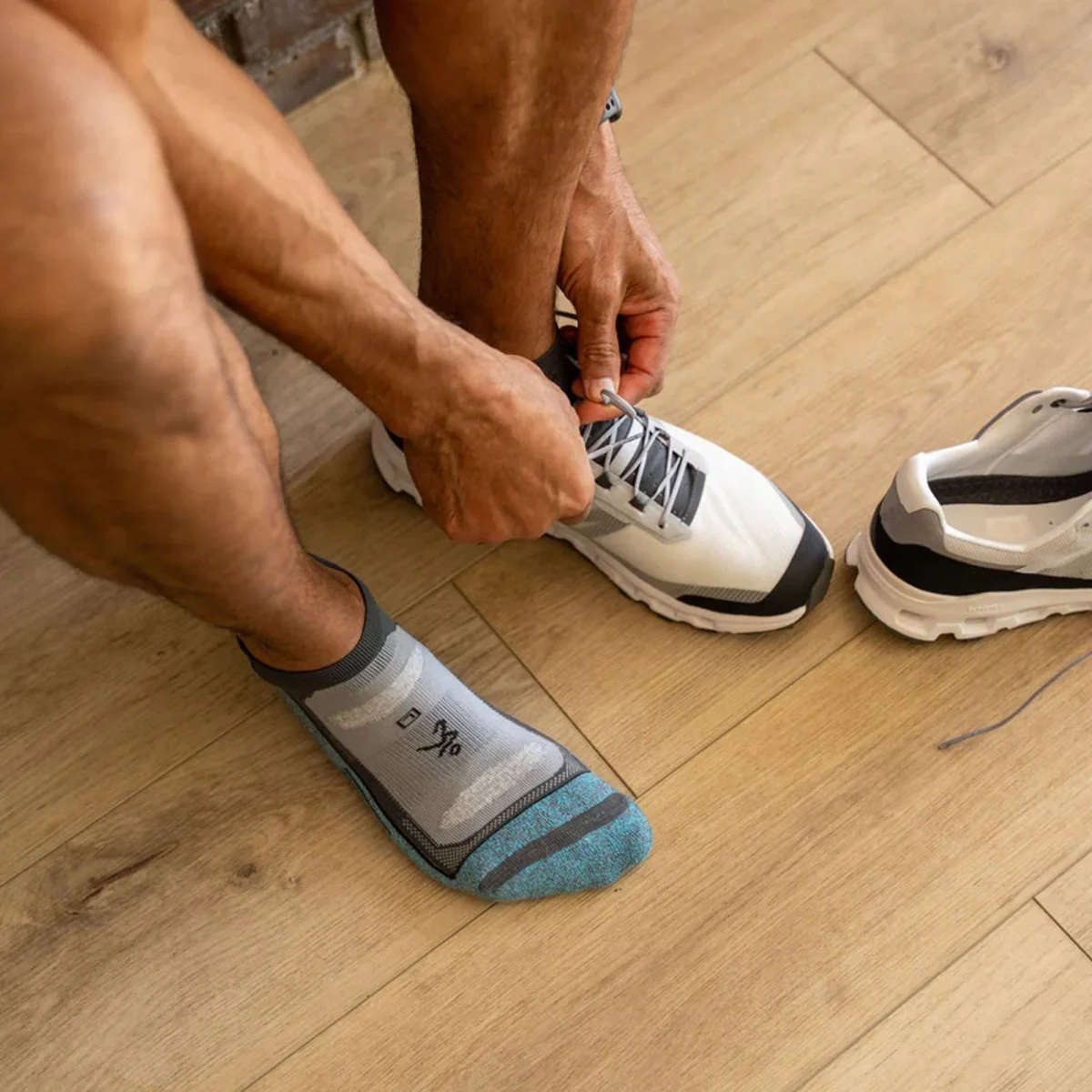 Balega Blister Resistant No Show Socks, Green Pepper - Image 4