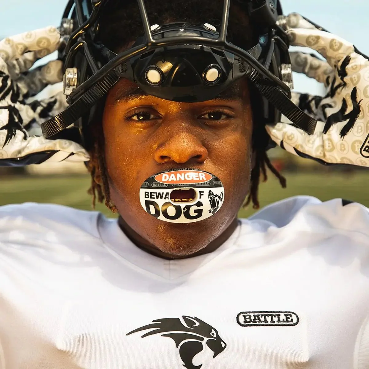 Battle Sports Beware Of Dog Oxygen Lip Protector Mouthguard - Image 2