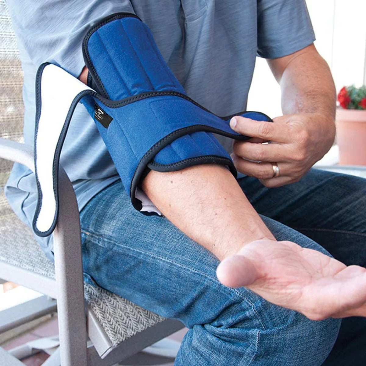 Brownmed IMAK RSI Elbow Support Brace - Blue - Image 2