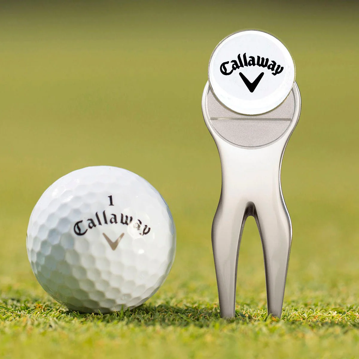 Callaway Divot Repair Tool and Golf Ball Marker - Silver - Image 4