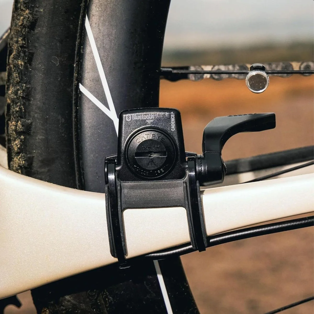 CatEye ISC-12 CPSC Bluetooth Speed/Cadence Sensor - Image 3
