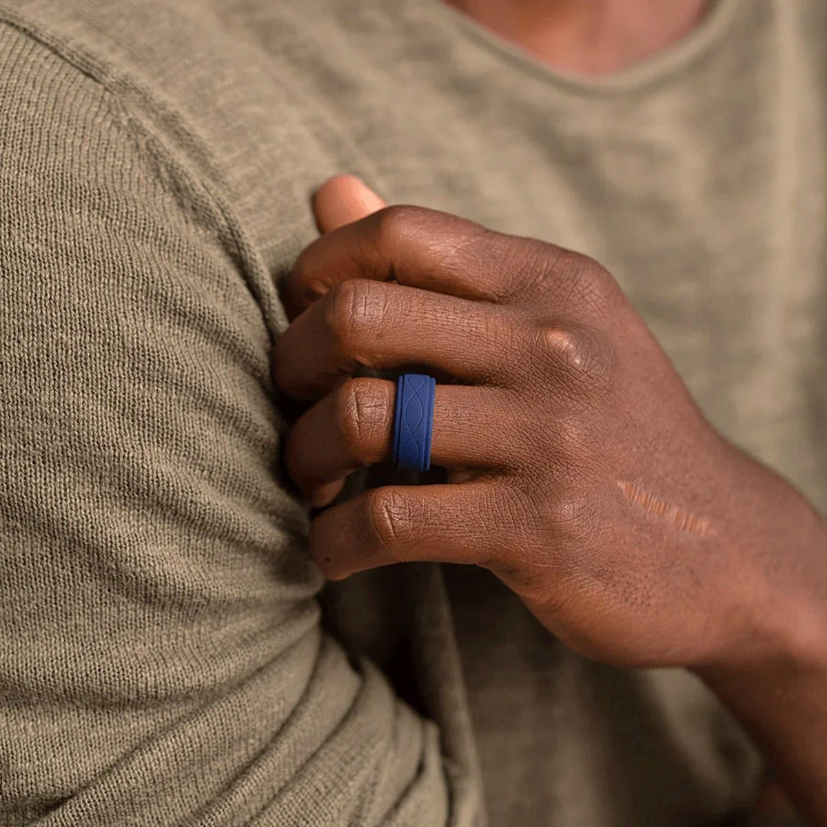 Enso Rings Men's Infinity Series Silicone Ring -  Navy Blue - Image 3
