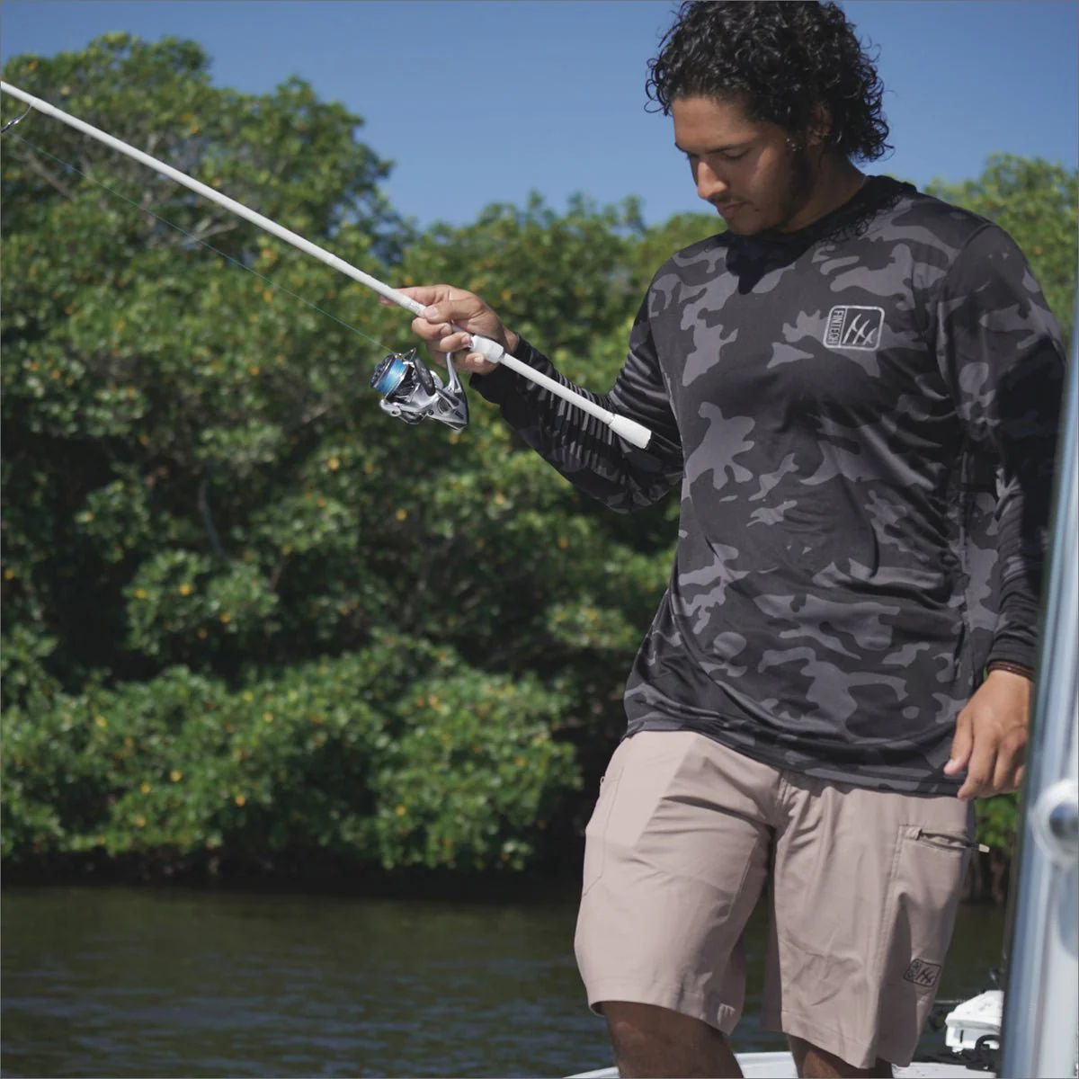 Fintech 10" Submariner Woven Shorts - Dune - Image 5