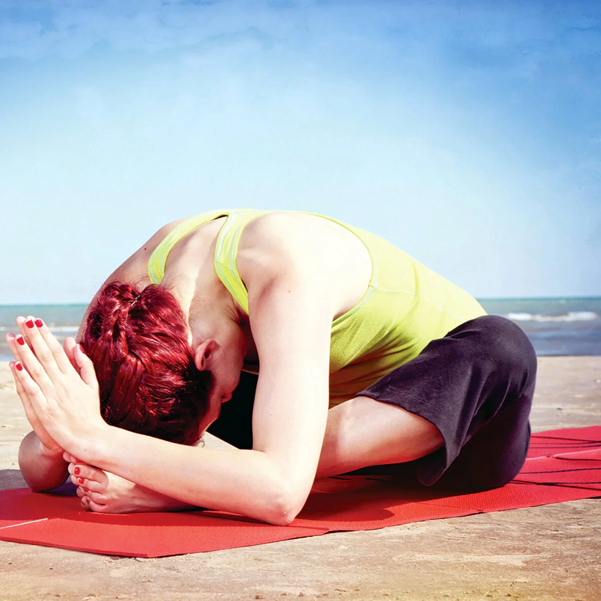 Lifeline USA Natural Fitness Warrior 3mm ROAM Folding Yoga Mat - Orange - Image 5