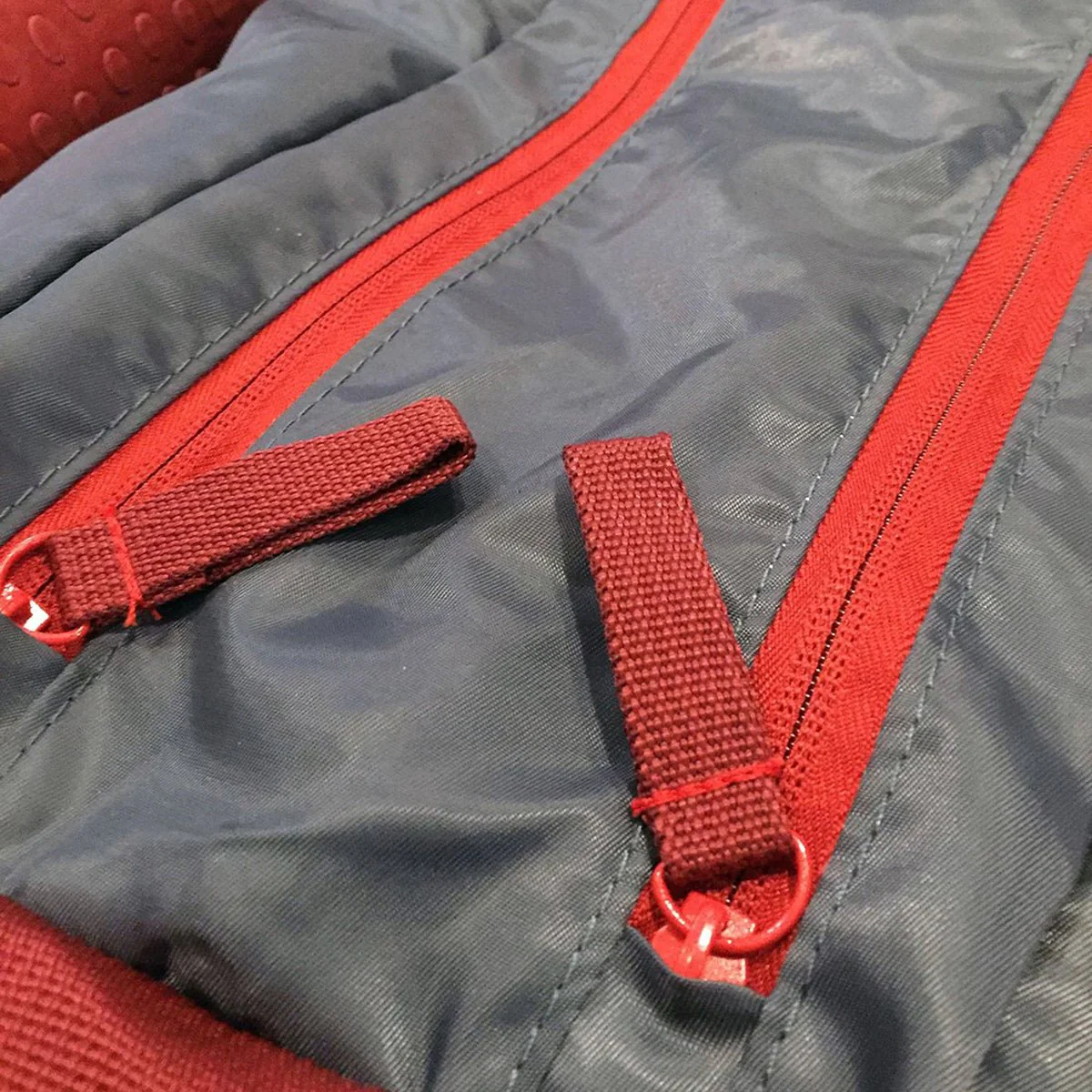Lifeline USA Natural Fitness Warrior YOGO Traveler Yoga Bag - Gray/Red - Image 4