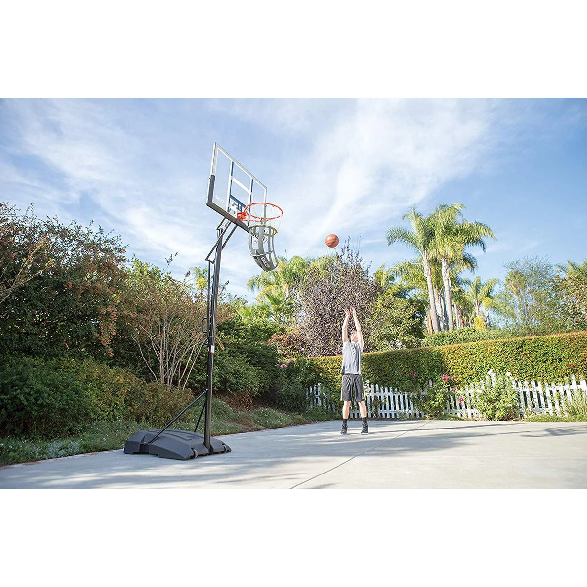 SKLZ Basketball Kick-Out 360 Degree Ball Return System - Image 4