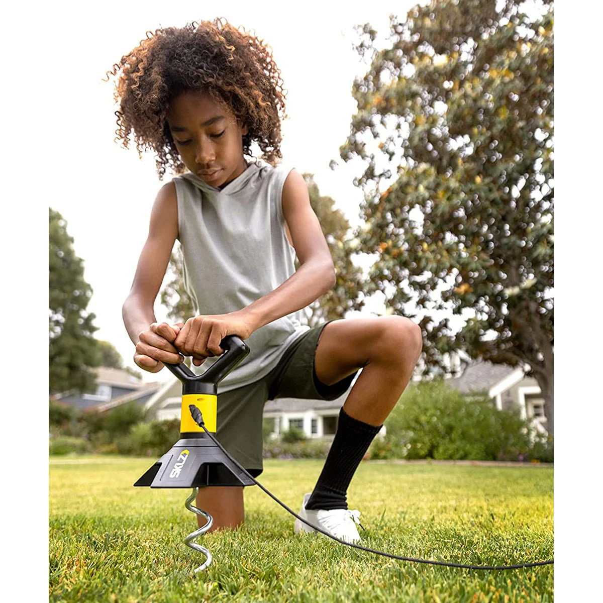 SKLZ Pass Around Soccer Trainer - Black/Yellow - Image 4