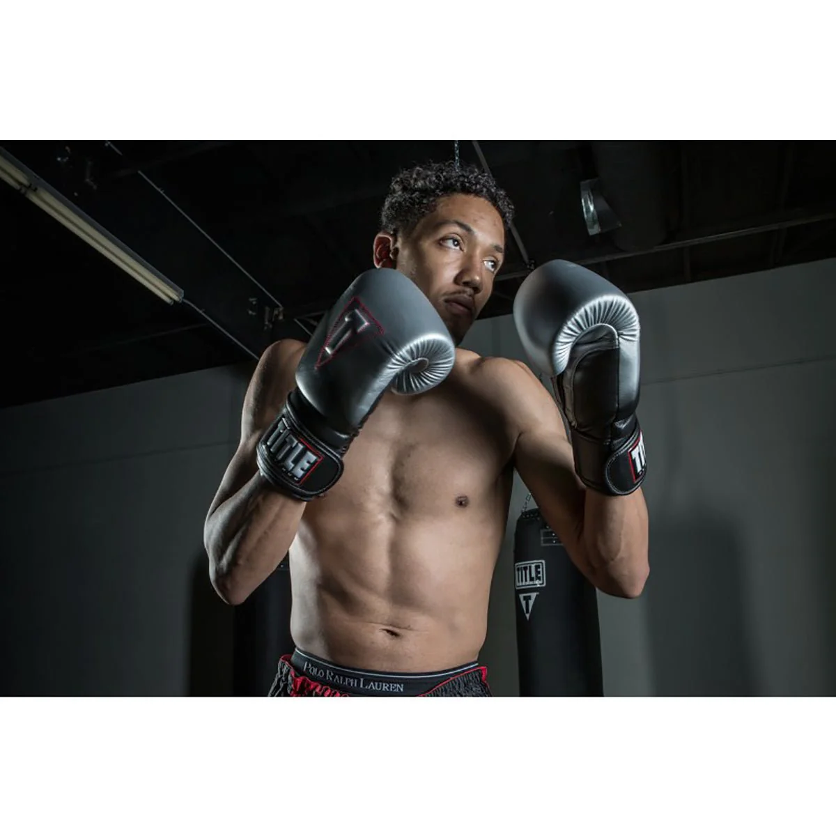 Title Boxing Platinum Proclaim Power Hook and Loop Bag Gloves - Black/Silver - Image 4