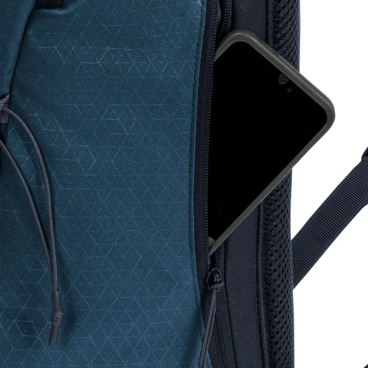 Vaude Agile 20 Hiking Backpack - Image 17