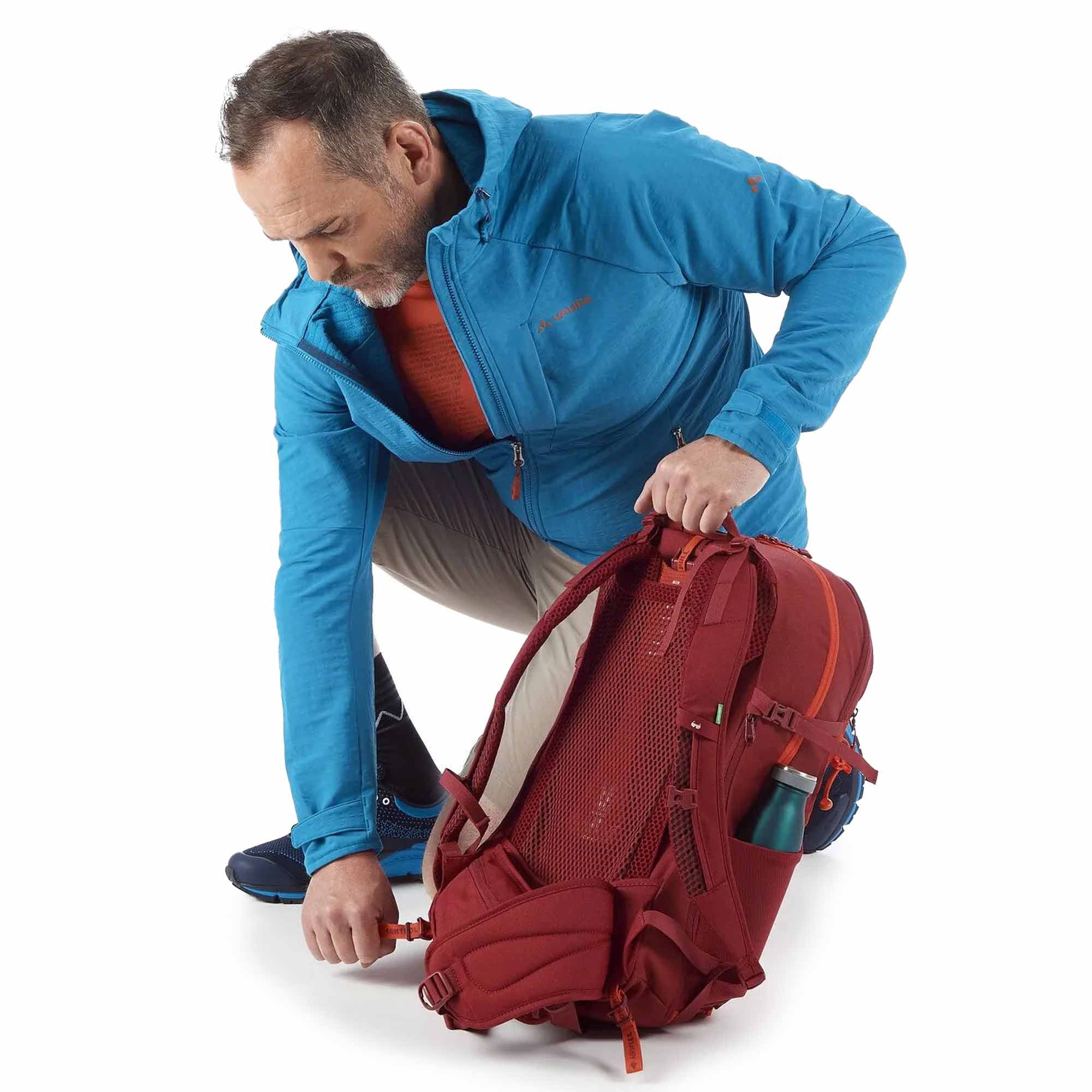 Vaude Wizard 24+4 Hiking Backpack - Image 38