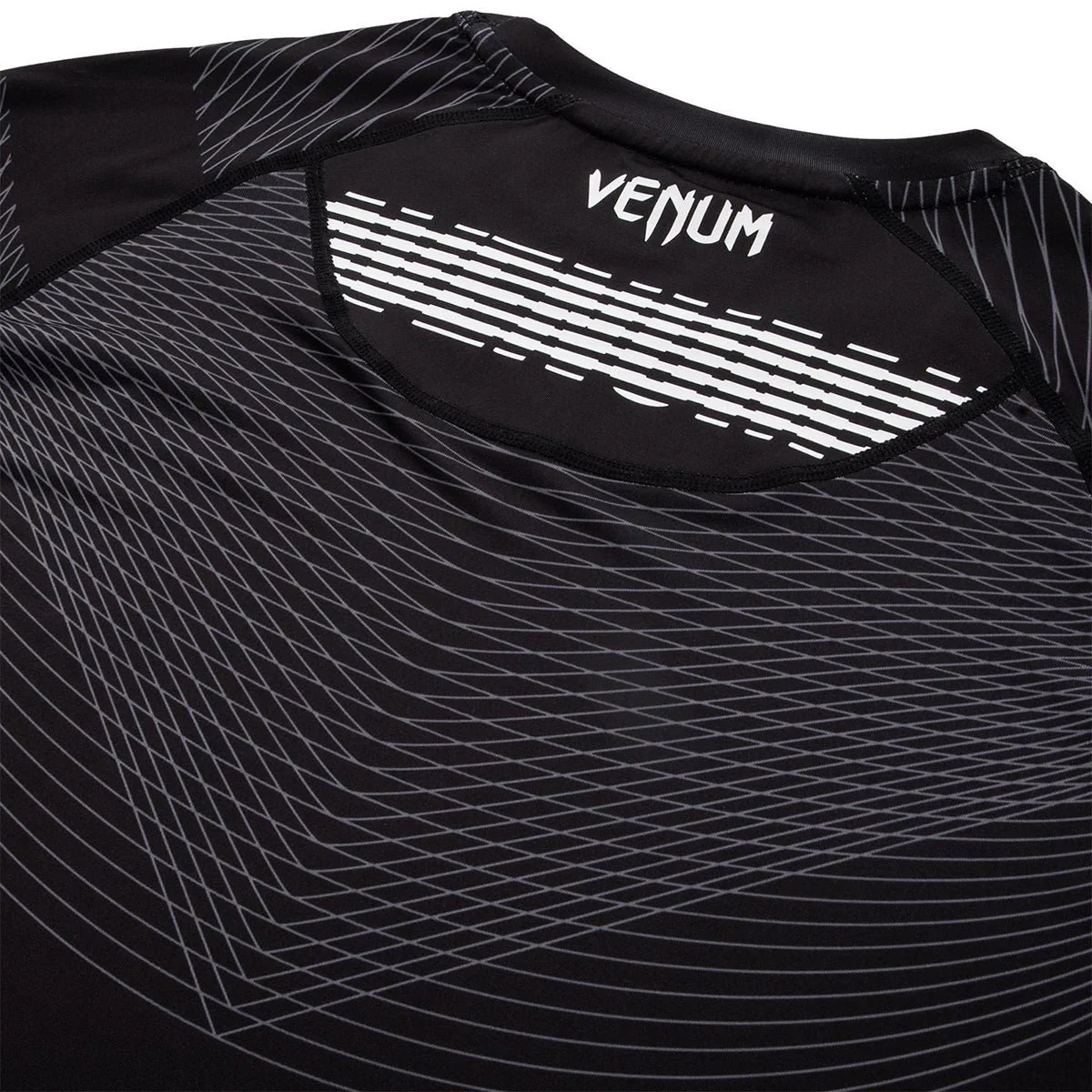 Venum Club 182 Dry Tech Crewneck T-Shirt - Black - Image 6
