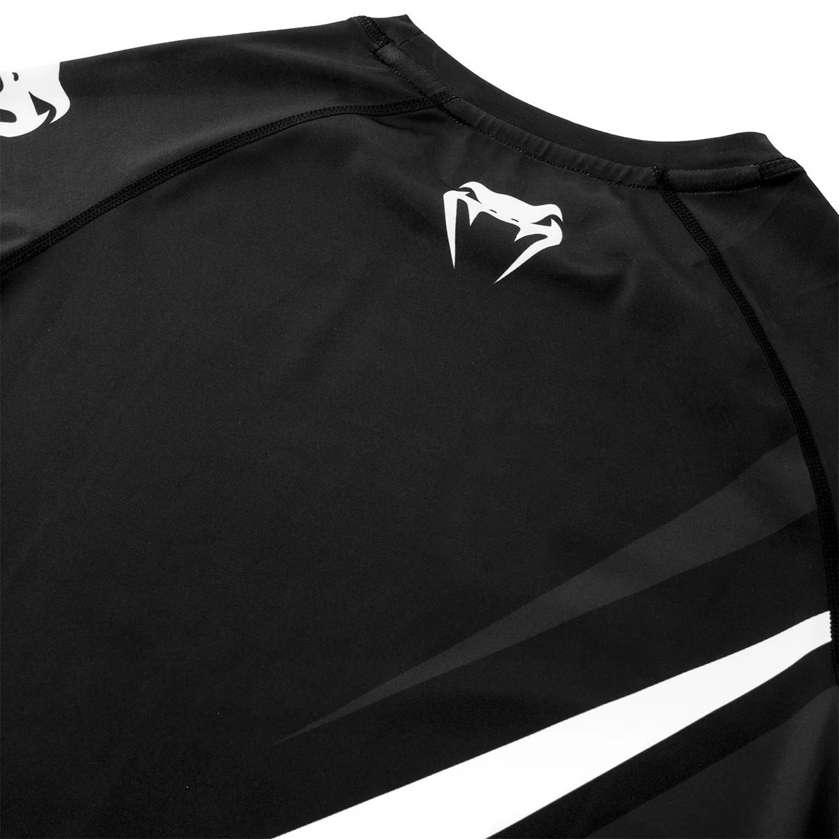 Venum Contender 4.0 Short Sleeve MMA Compression Rashguard - Black/Gray/White - Image 6