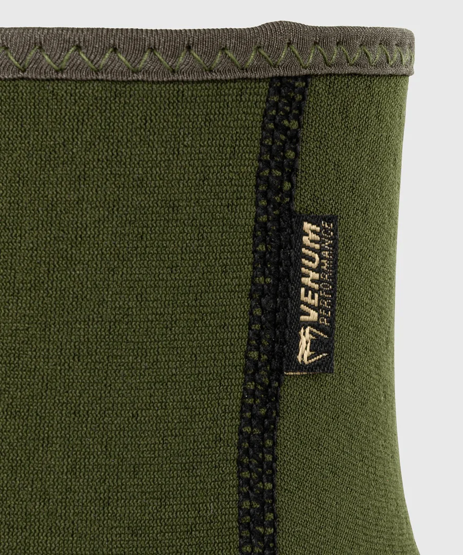 Venum Kontact Evo Foot Grips - Khaki/Gold - Image 3