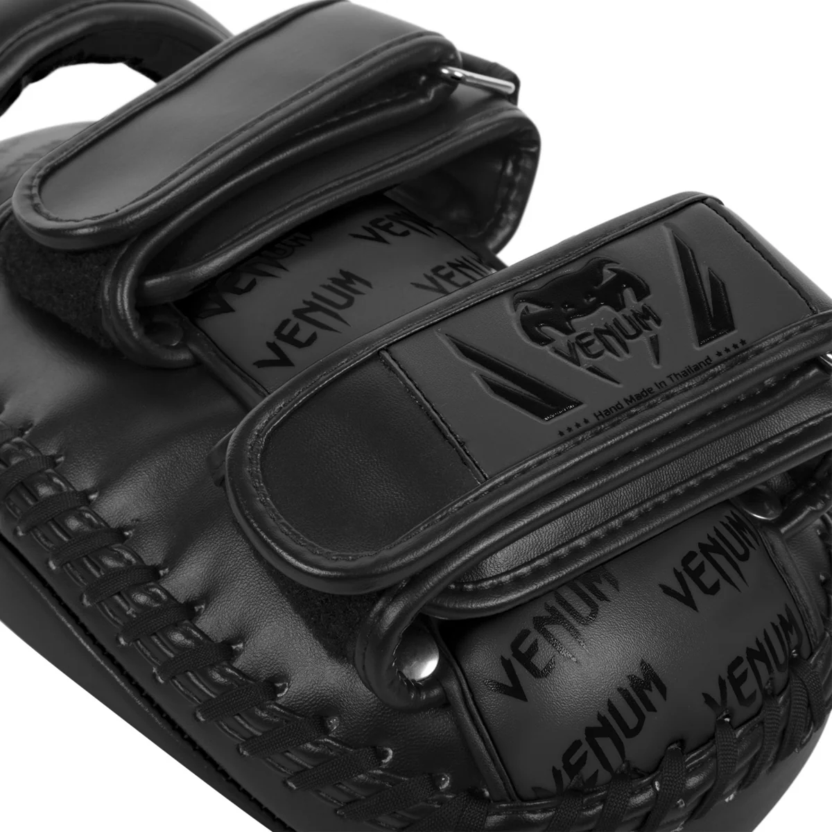 Venum Skintex Leather Curved Light Kick Pads - Matte/Black - Image 3