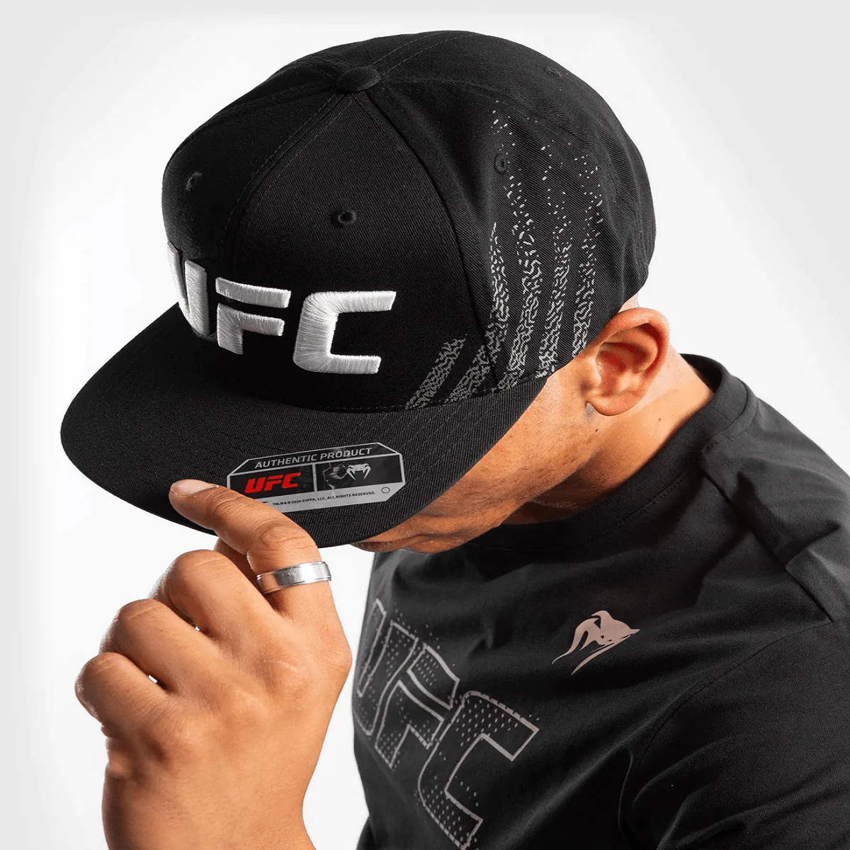 Venum UFC Authentic Fight Night Walkout Snapback Hat - Image 6
